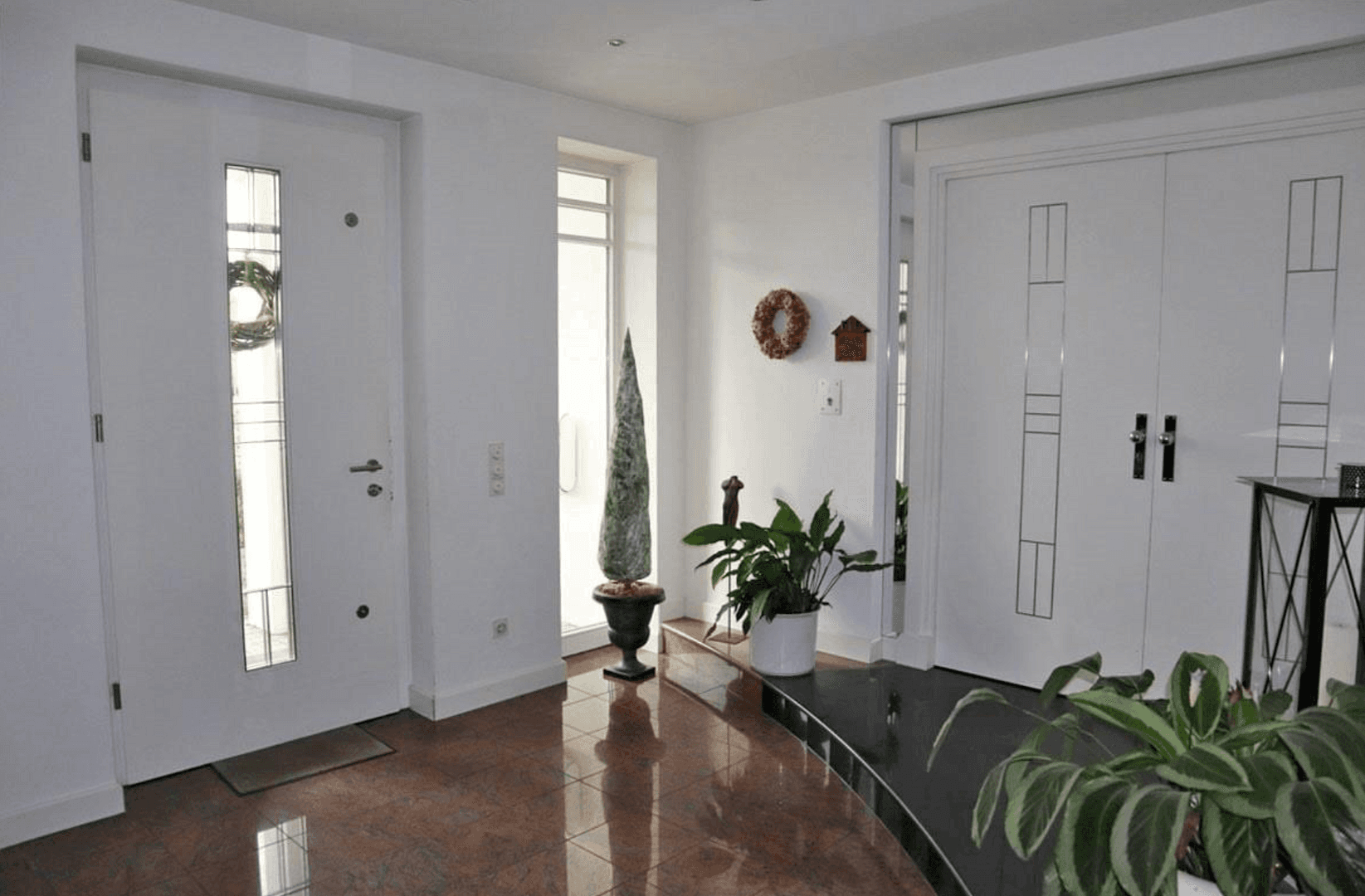 Predaj domu 350 m², pozemek 1.387 m², Flieden, Hesensko Predaj domu 350 m², pozemek 1.387 m², Flieden, Hesensko