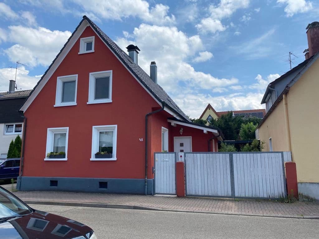 Predaj domu 137 m², pozemek 376 m², Durmersheim, Bádensko-Wurttembersko Predaj domu 137 m², pozemek 376 m², Durmersheim, Bádensko-Wurttembersko