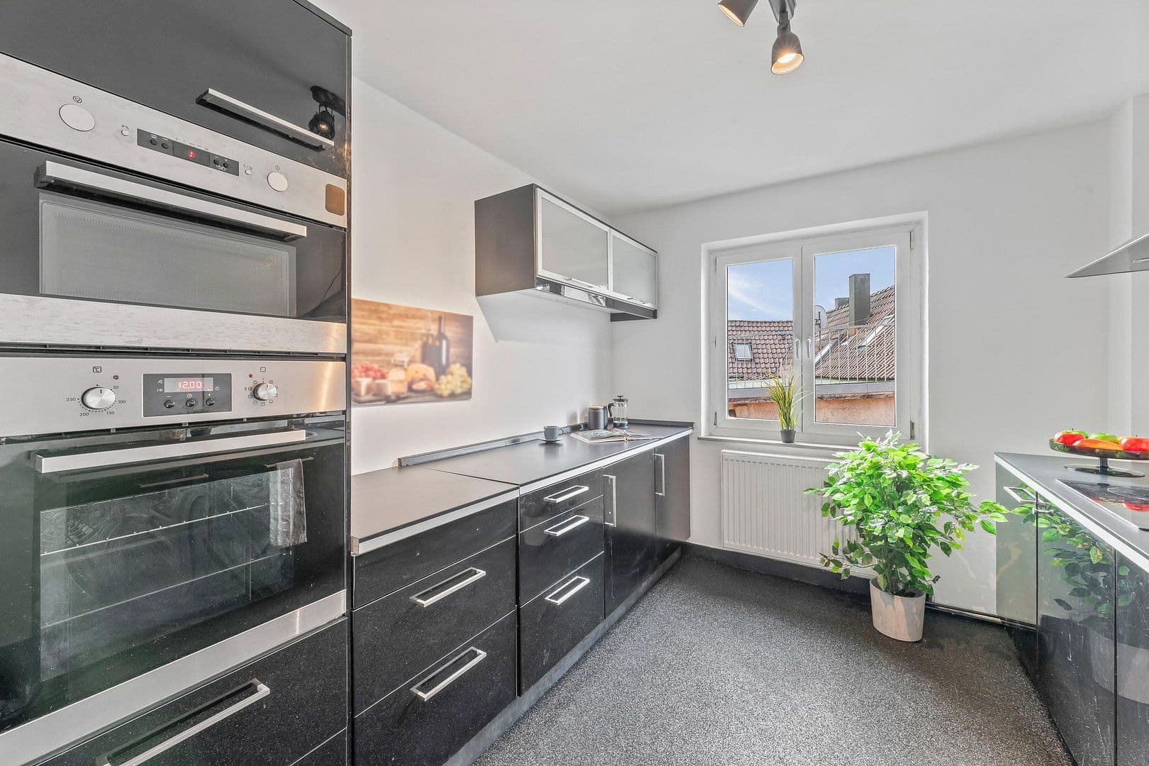 Predaj bytu 5-izbový 128 m², Leonberg, Bádensko-Wurttembersko Predaj bytu 5-izbový 128 m², Leonberg, Bádensko-Wurttembersko