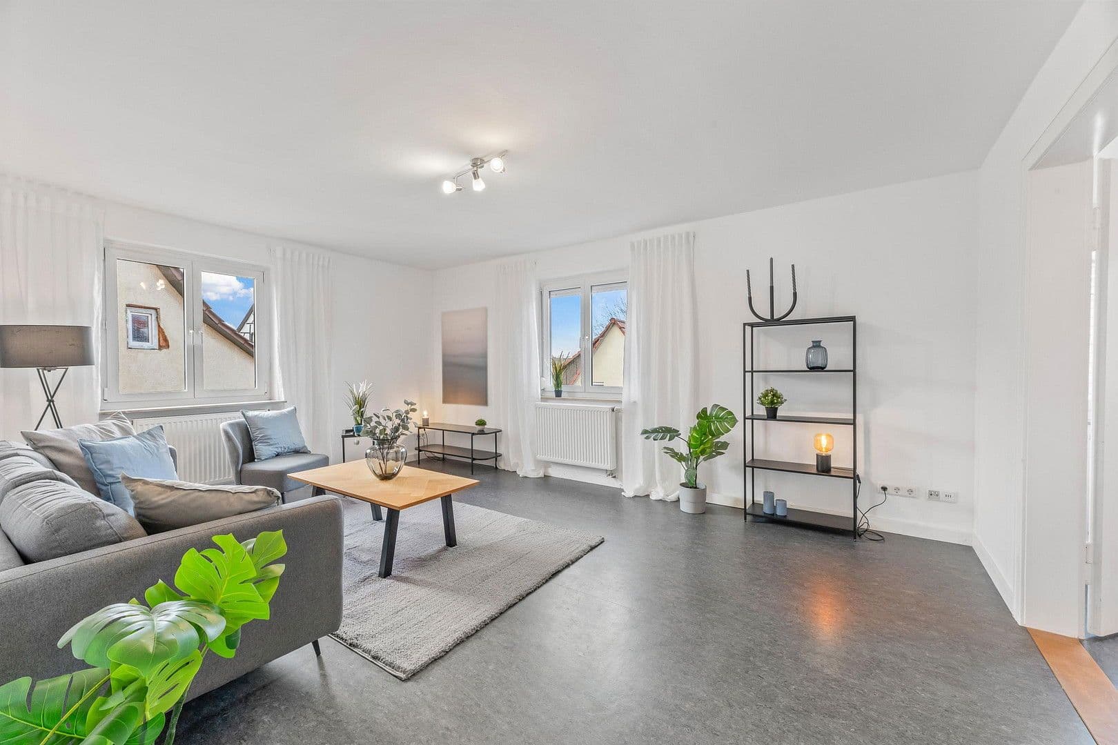 Predaj bytu 5-izbový 128 m², Leonberg, Bádensko-Wurttembersko Predaj bytu 5-izbový 128 m², Leonberg, Bádensko-Wurttembersko