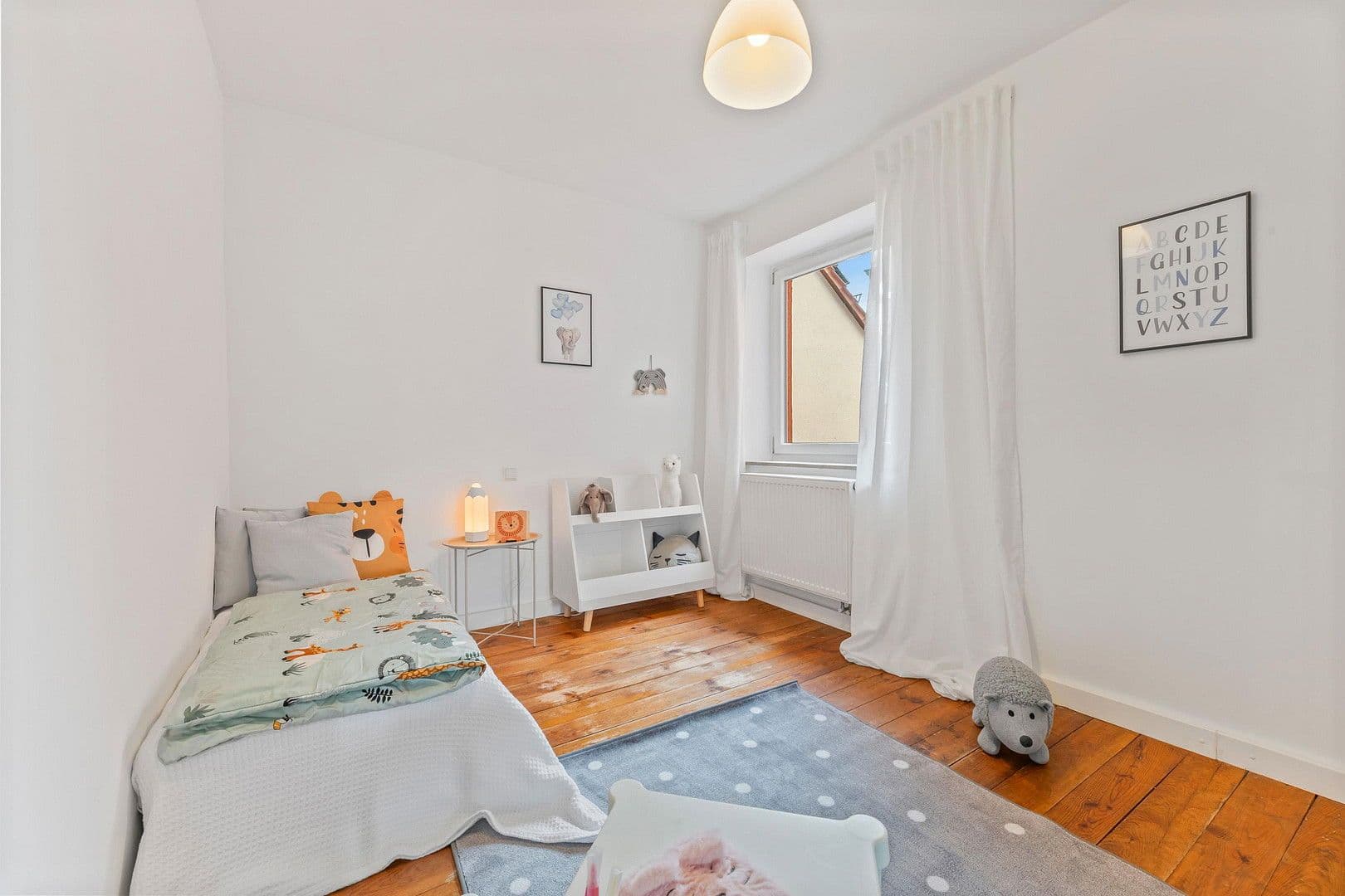 Predaj bytu 5-izbový 128 m², Leonberg, Bádensko-Wurttembersko Predaj bytu 5-izbový 128 m², Leonberg, Bádensko-Wurttembersko