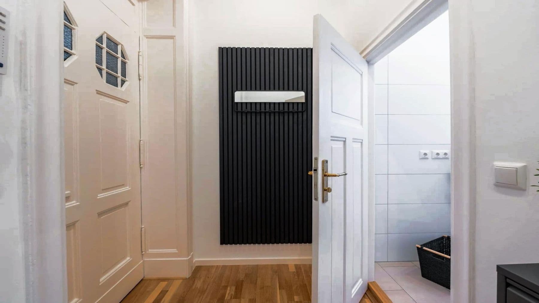 Prenájom bytu 1-izbový 38 m², Berlin, Berlín Prenájom bytu 1-izbový 38 m², Berlin, Berlín