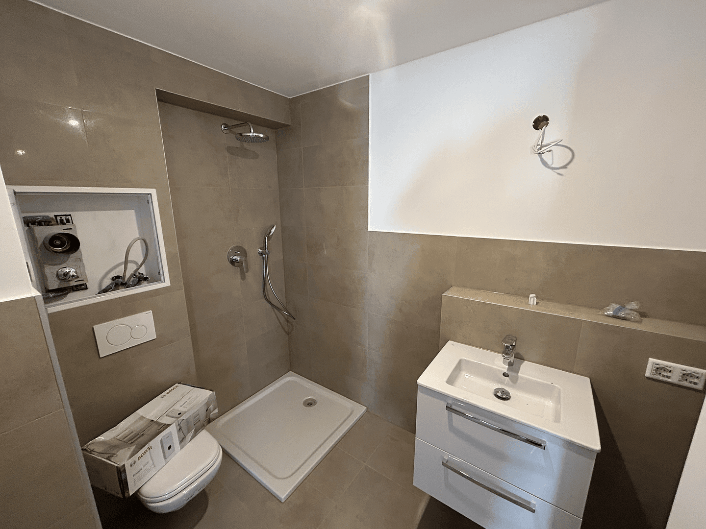 Prenájom bytu 2-izbový 40 m², Mannheim, Bádensko-Wurttembersko Prenájom bytu 2-izbový 40 m², Mannheim, Bádensko-Wurttembersko