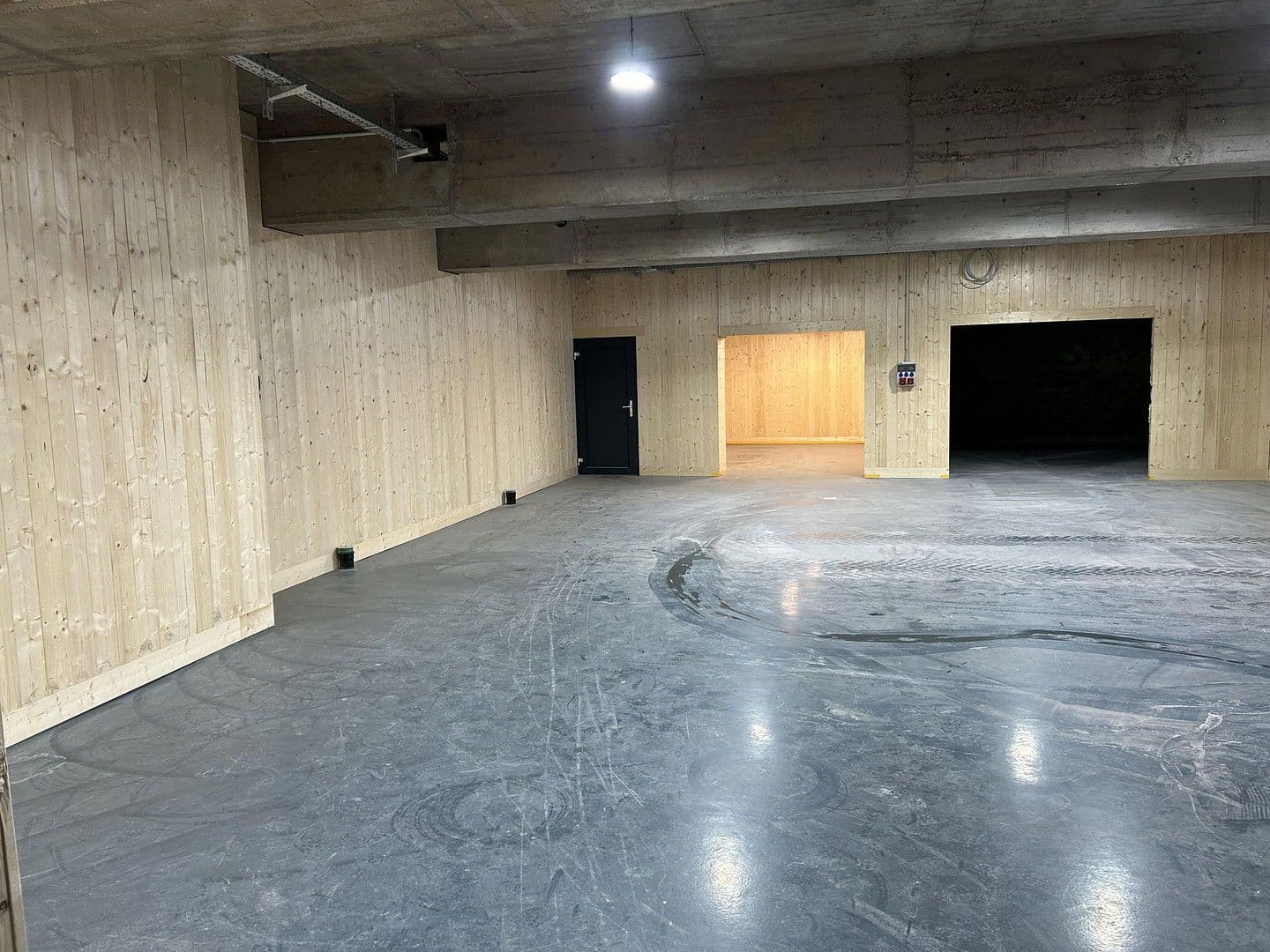 Prenájom nebytového priestoru 250 m², Schöllkrippen, Bavorsko Prenájom nebytového priestoru 250 m², Schöllkrippen, Bavorsko