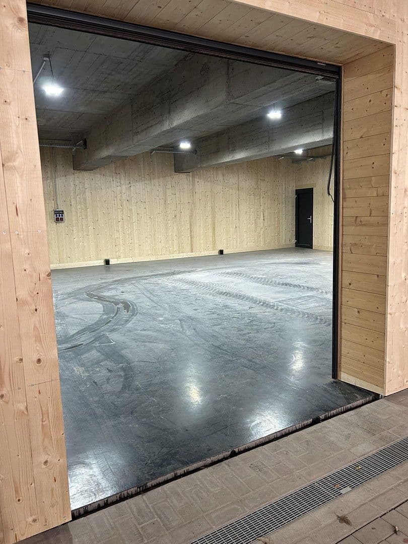 Prenájom nebytového priestoru 250 m², Schöllkrippen, Bavorsko Prenájom nebytového priestoru 250 m², Schöllkrippen, Bavorsko