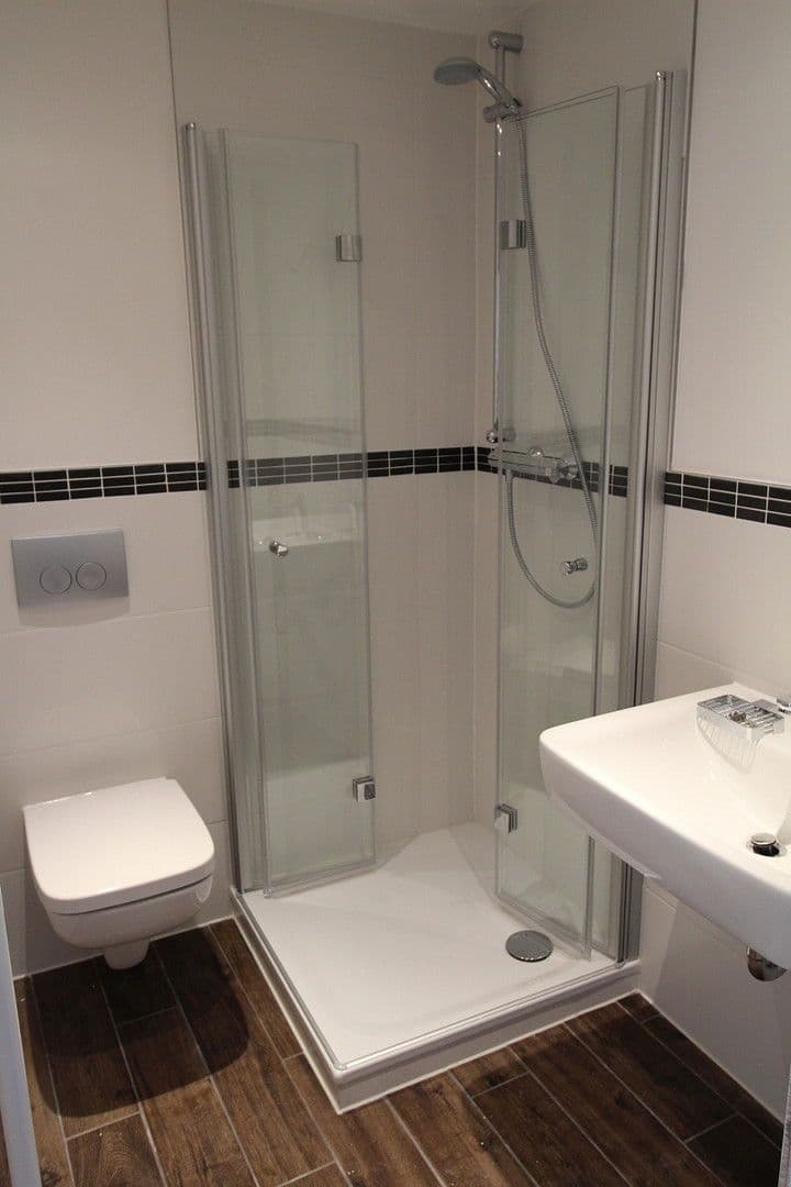 Prenájom bytu 4-izbový 96 m², Wittener Str. xx, Bochum, Severné Porýnie - Westfálsko Prenájom bytu 4-izbový 96 m², Wittener Str. xx, Bochum, Severné Porýnie - Westfálsko