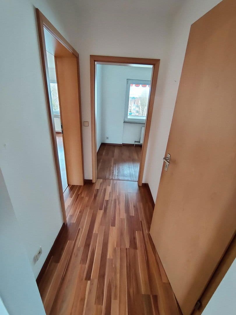 Prenájom bytu 2-izbový 58 m², Mörikestraße 95, Nürtingen, Bádensko-Wurttembersko Prenájom bytu 2-izbový 58 m², Mörikestraße 95, Nürtingen, Bádensko-Wurttembersko