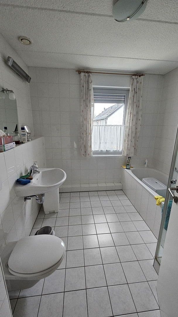 Predaj domu 109 m², pozemek 177 m², Helene-Weber-Str.82, Bonn, Severné Porýnie - Westfálsko Predaj domu 109 m², pozemek 177 m², Helene-Weber-Str.82, Bonn, Severné Porýnie - Westfálsko