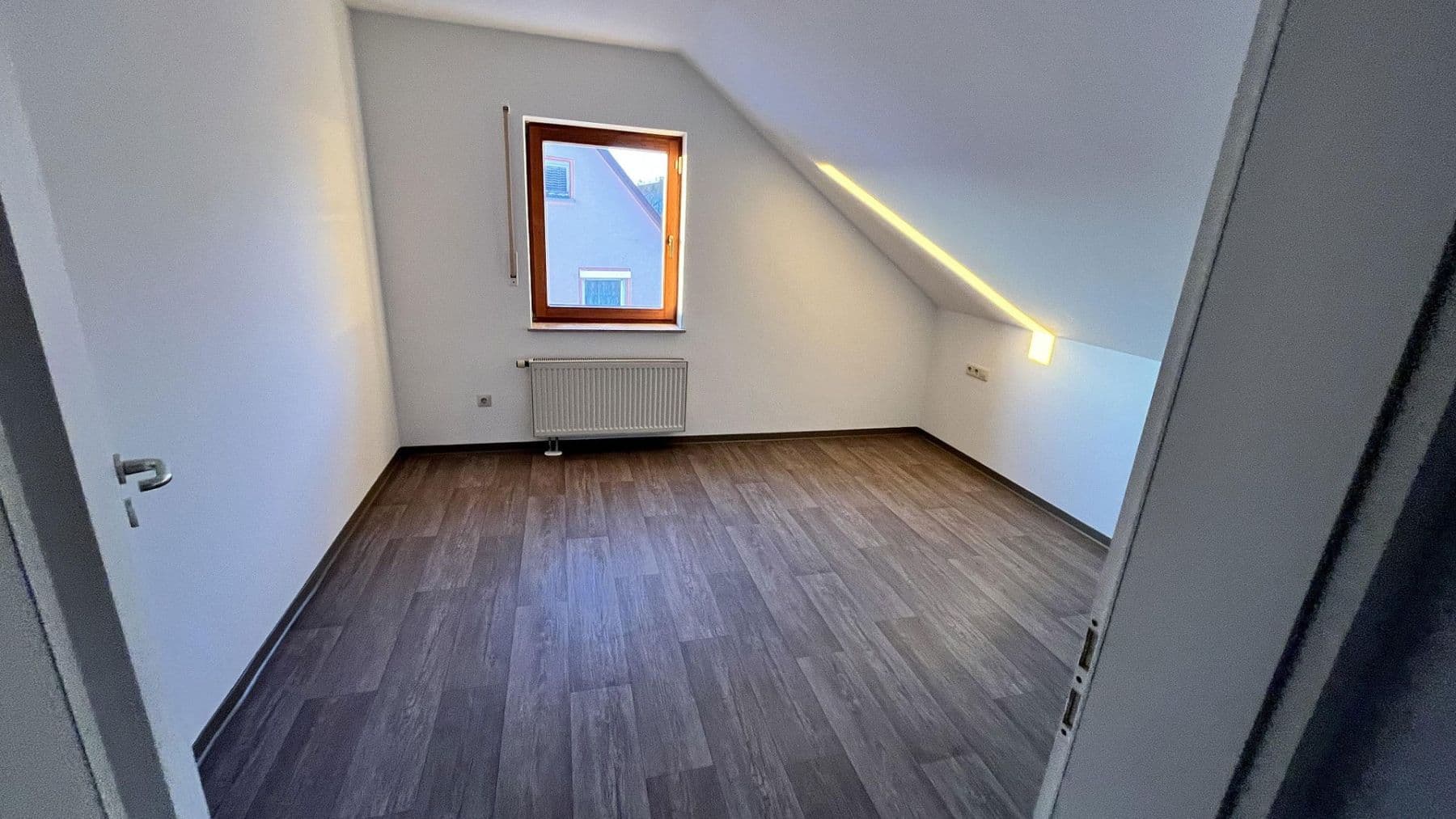 Predaj bytu 3-izbový 67 m², Wüstenrot, Bádensko-Wurttembersko Predaj bytu 3-izbový 67 m², Wüstenrot, Bádensko-Wurttembersko