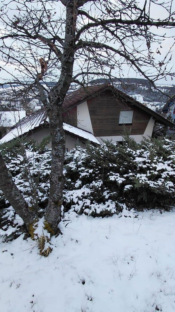 Predaj domu 220 m², pozemek 815 m², Bad Mergentheim, Bádensko-Wurttembersko Predaj domu 220 m², pozemek 815 m², Bad Mergentheim, Bádensko-Wurttembersko