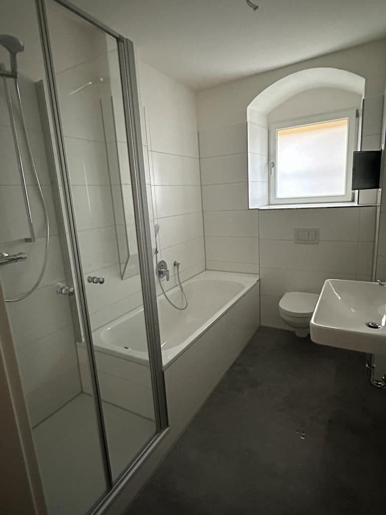 Prenájom bytu 4-izbový 105 m², Schlossegasse 3, Meißen, Sasko Prenájom bytu 4-izbový 105 m², Schlossegasse 3, Meißen, Sasko