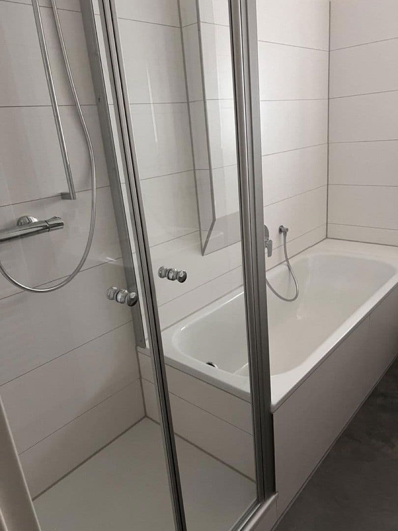 Prenájom bytu 4-izbový 105 m², Schlossegasse 3, Meißen, Sasko Prenájom bytu 4-izbový 105 m², Schlossegasse 3, Meißen, Sasko