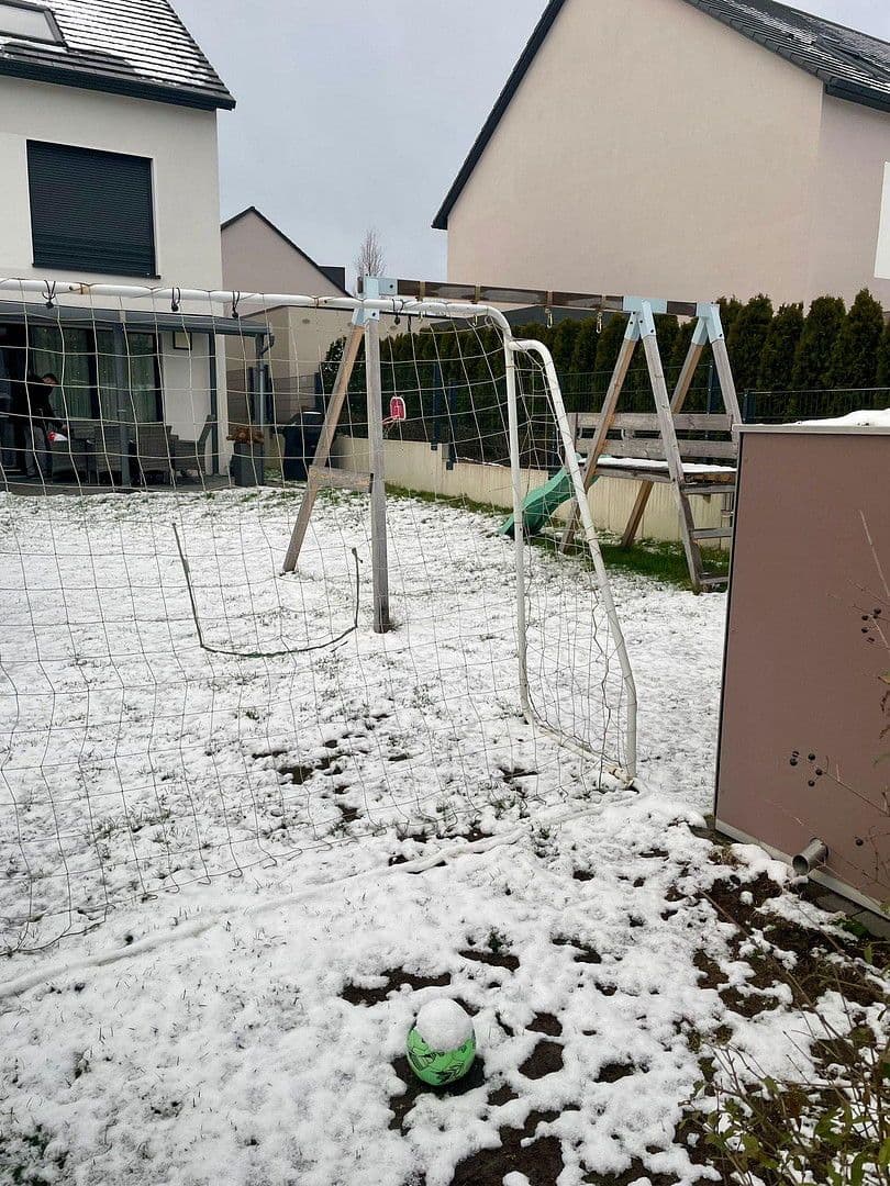 Predaj domu 145 m², pozemek 250 m², Heimstraße, Alsdorf, Severné Porýnie - Westfálsko Predaj domu 145 m², pozemek 250 m², Heimstraße, Alsdorf, Severné Porýnie - Westfálsko