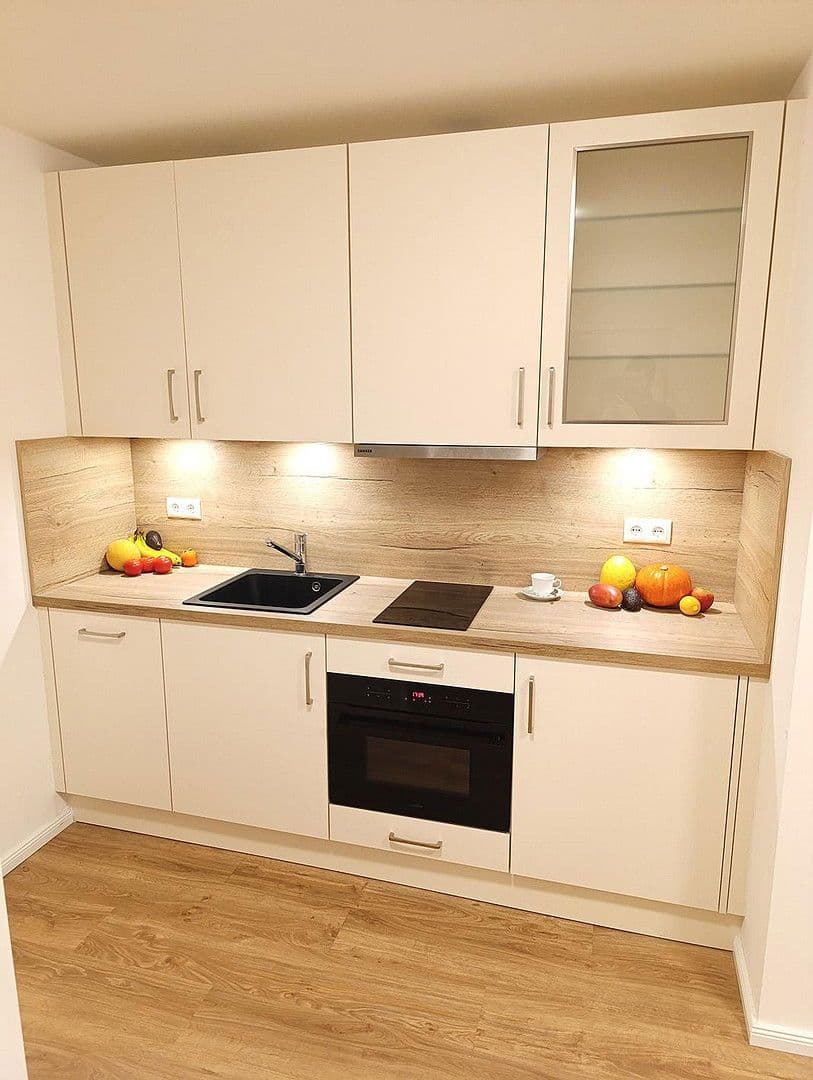 Prenájom bytu 3-izbový 59 m², Kiel, Šlezvicko-Holštajnsko Prenájom bytu 3-izbový 59 m², Kiel, Šlezvicko-Holštajnsko