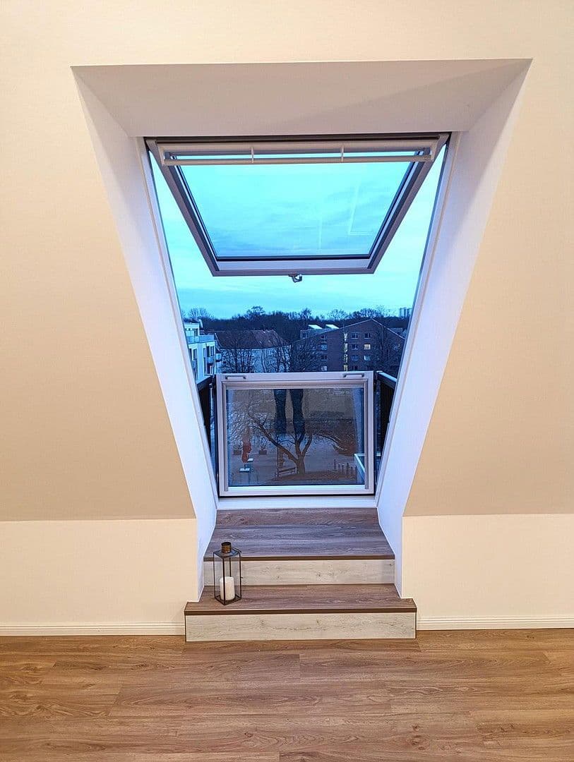 Prenájom bytu 3-izbový 59 m², Kiel, Šlezvicko-Holštajnsko Prenájom bytu 3-izbový 59 m², Kiel, Šlezvicko-Holštajnsko