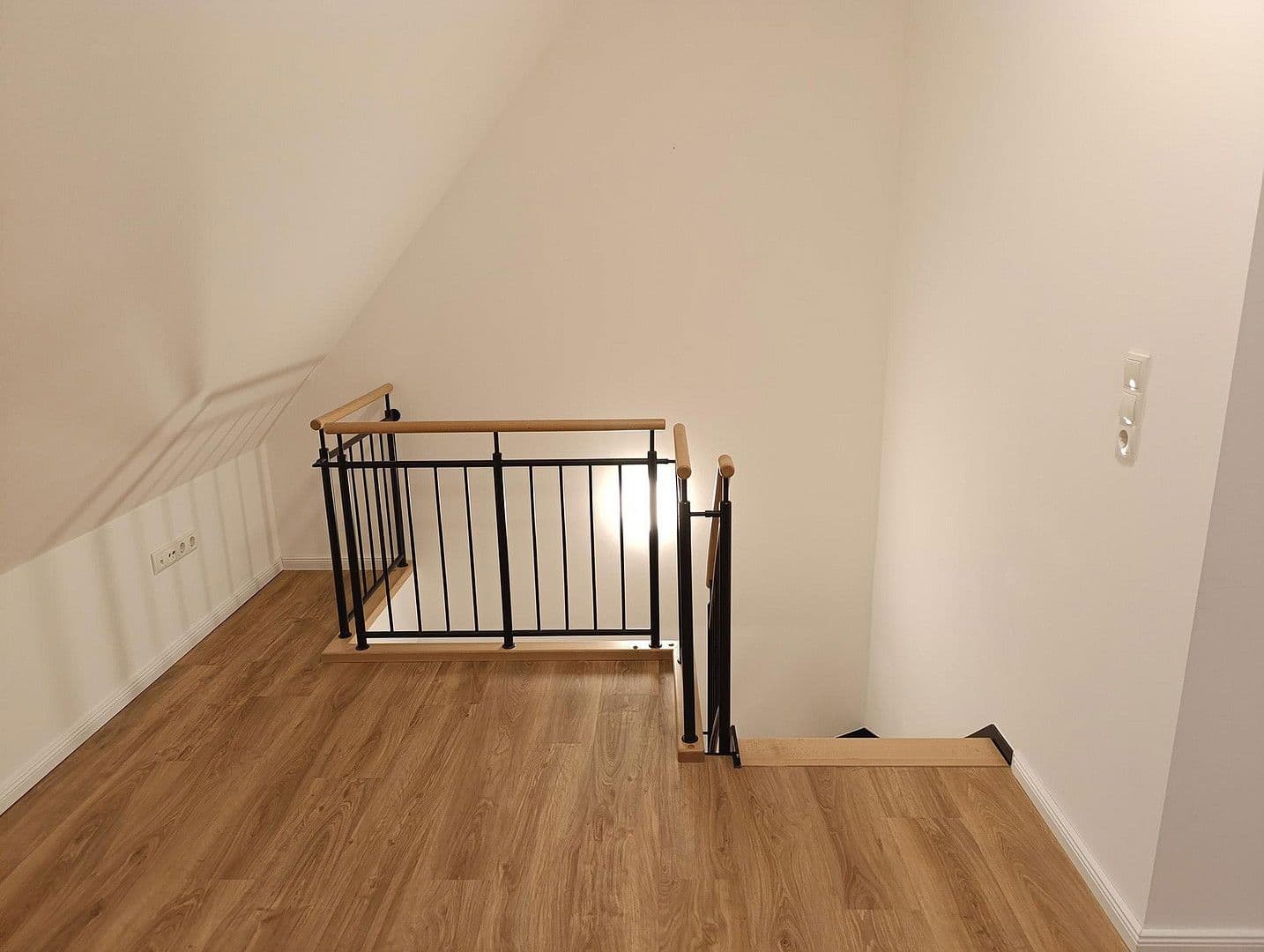 Prenájom bytu 3-izbový 59 m², Kiel, Šlezvicko-Holštajnsko Prenájom bytu 3-izbový 59 m², Kiel, Šlezvicko-Holštajnsko