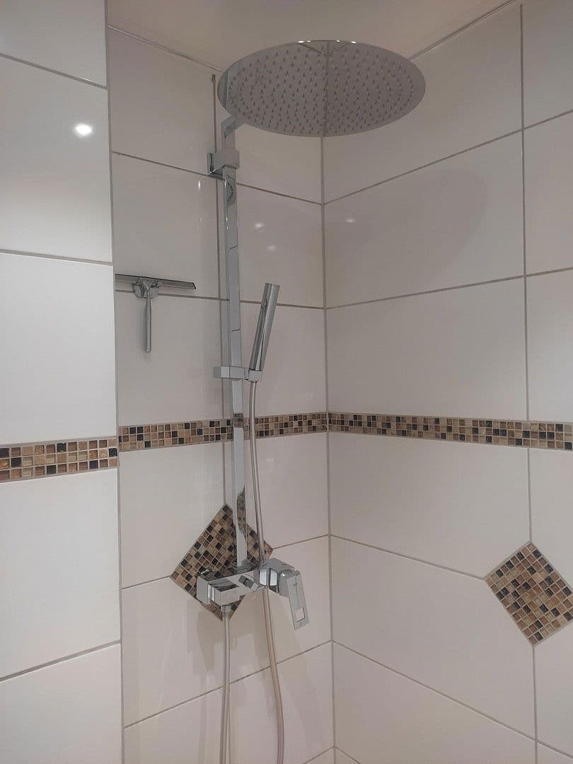 Prenájom bytu 2-izbový 80 m², Deutzer Straße 68, Neuss, Severné Porýnie - Westfálsko Prenájom bytu 2-izbový 80 m², Deutzer Straße 68, Neuss, Severné Porýnie - Westfálsko