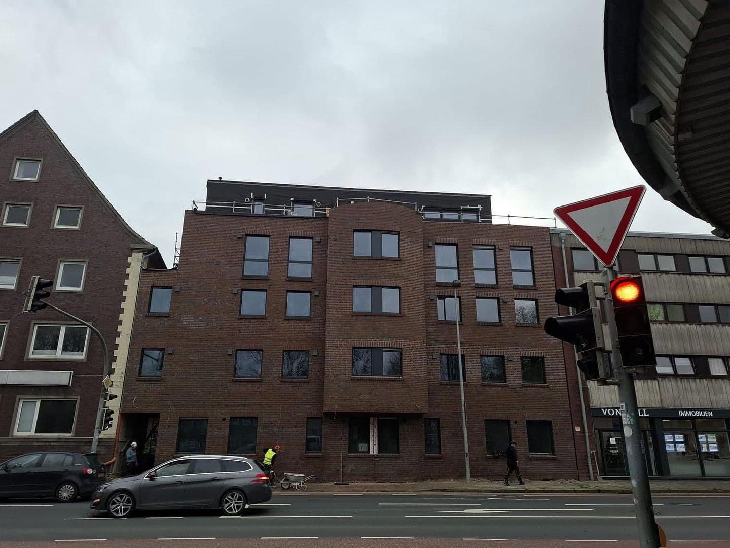 Prenájom bytu 3-izbový 98 m², Abdena Str. 2, Emden, Dolné Sasko Prenájom bytu 3-izbový 98 m², Abdena Str. 2, Emden, Dolné Sasko