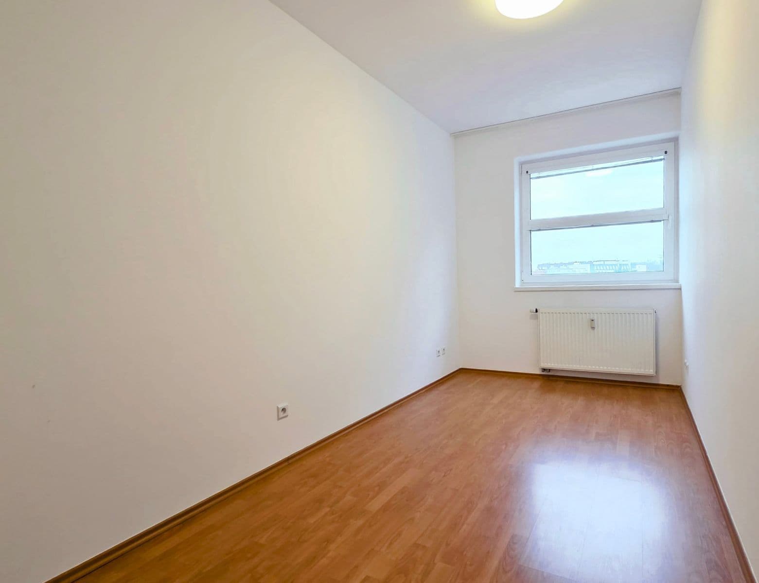 Prenájom bytu 3-izbový 75 m², Kloboučnická, Praha, Praha Prenájom bytu 3-izbový 75 m², Kloboučnická, Praha, Praha