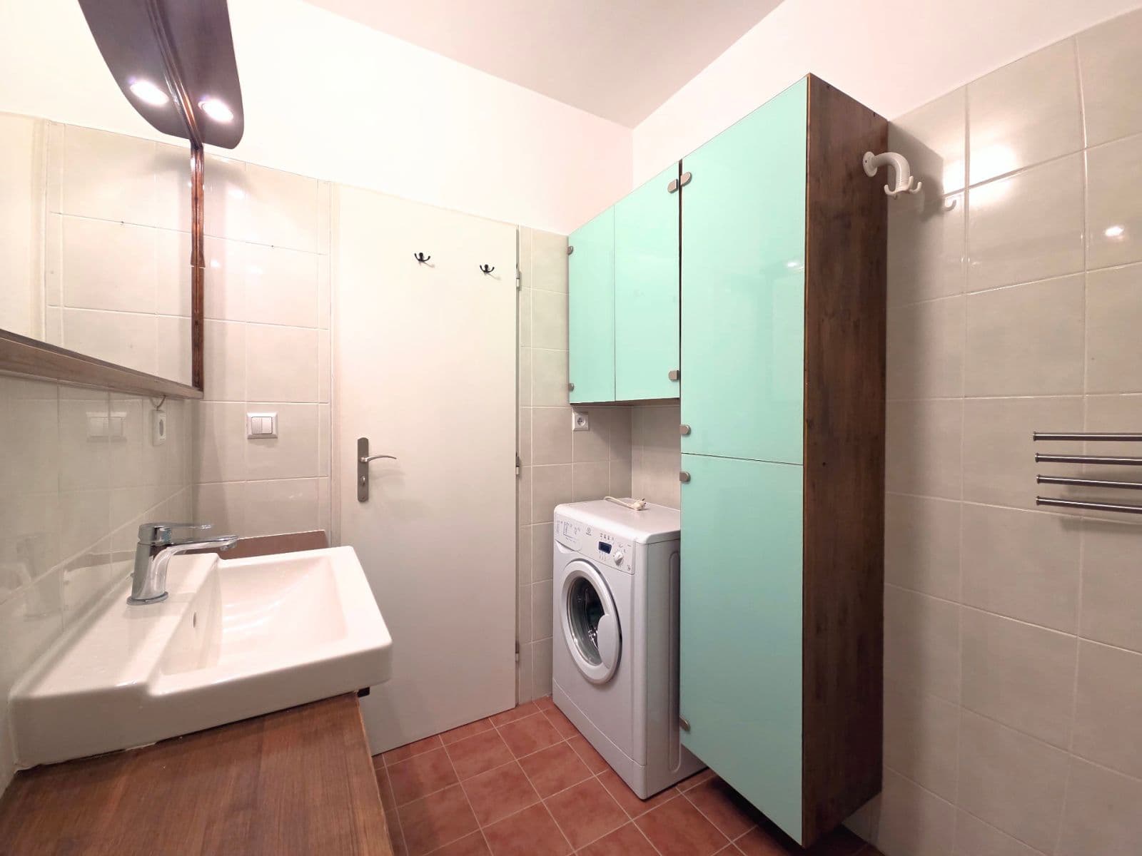 Prenájom bytu 3-izbový 75 m², Kloboučnická, Praha, Praha Prenájom bytu 3-izbový 75 m², Kloboučnická, Praha, Praha