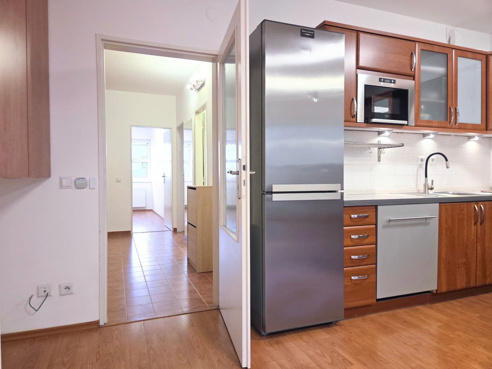 Prenájom bytu 3-izbový 75 m², Kloboučnická, Praha, Praha Prenájom bytu 3-izbový 75 m², Kloboučnická, Praha, Praha