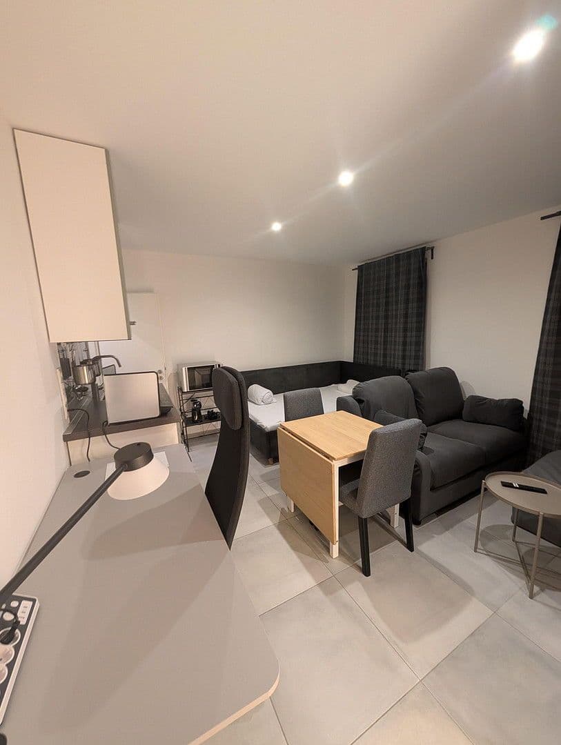 Prenájom bytu 1-izbový 23 m², Düsseldorf, Severné Porýnie - Westfálsko Prenájom bytu 1-izbový 23 m², Düsseldorf, Severné Porýnie - Westfálsko