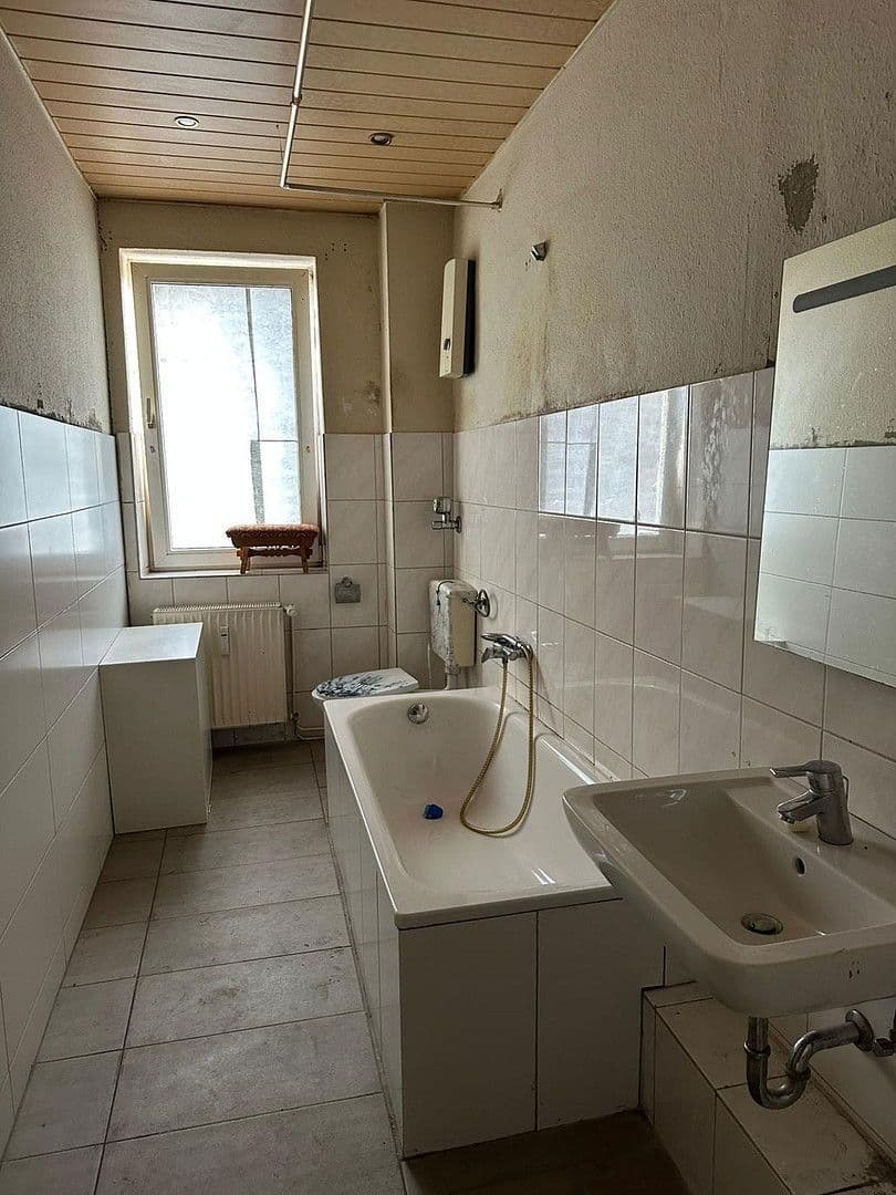 Prenájom bytu 3-izbový 77 m², Sprockhöveler Straße 118, Witten, Severné Porýnie - Westfálsko Prenájom bytu 3-izbový 77 m², Sprockhöveler Straße 118, Witten, Severné Porýnie - Westfálsko