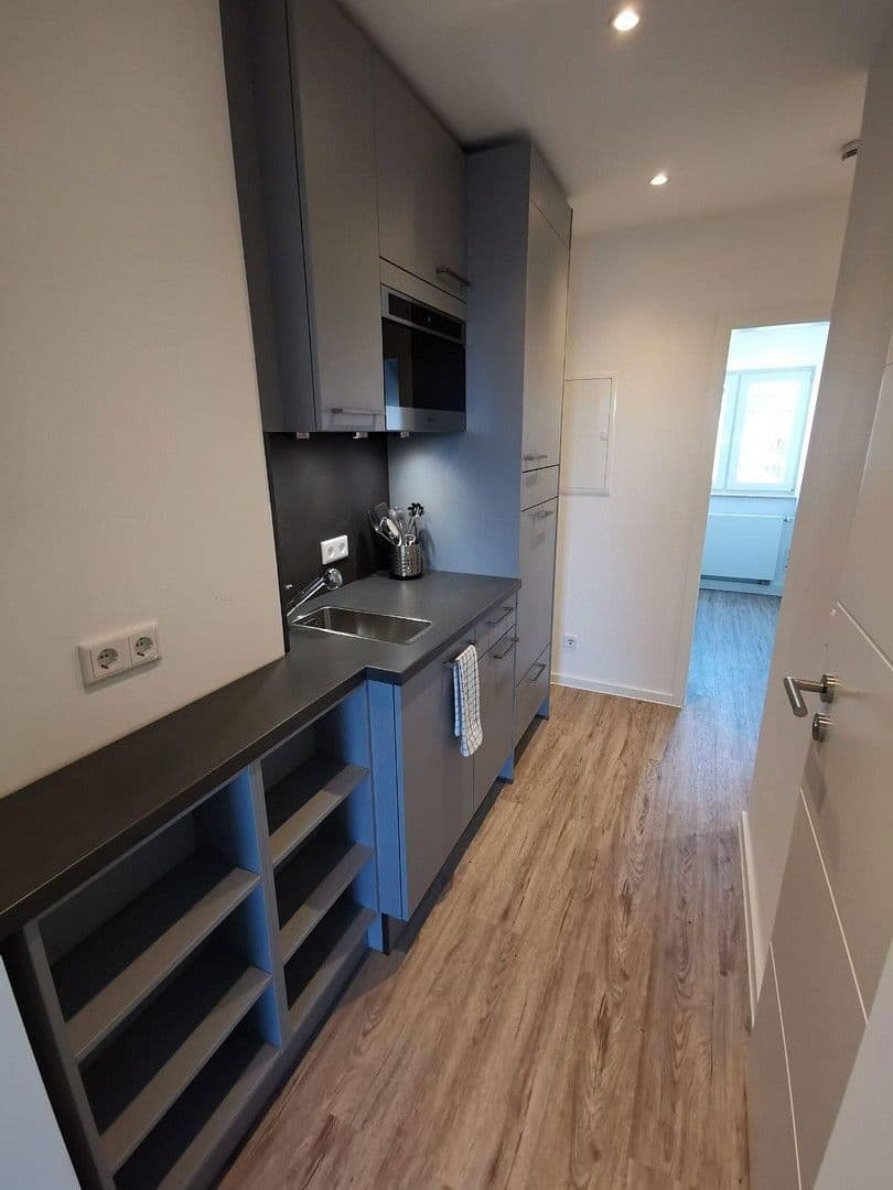 Prenájom bytu 2-izbový 26 m², Jahnstraße 96, Düsseldorf, Severné Porýnie - Westfálsko Prenájom bytu 2-izbový 26 m², Jahnstraße 96, Düsseldorf, Severné Porýnie - Westfálsko