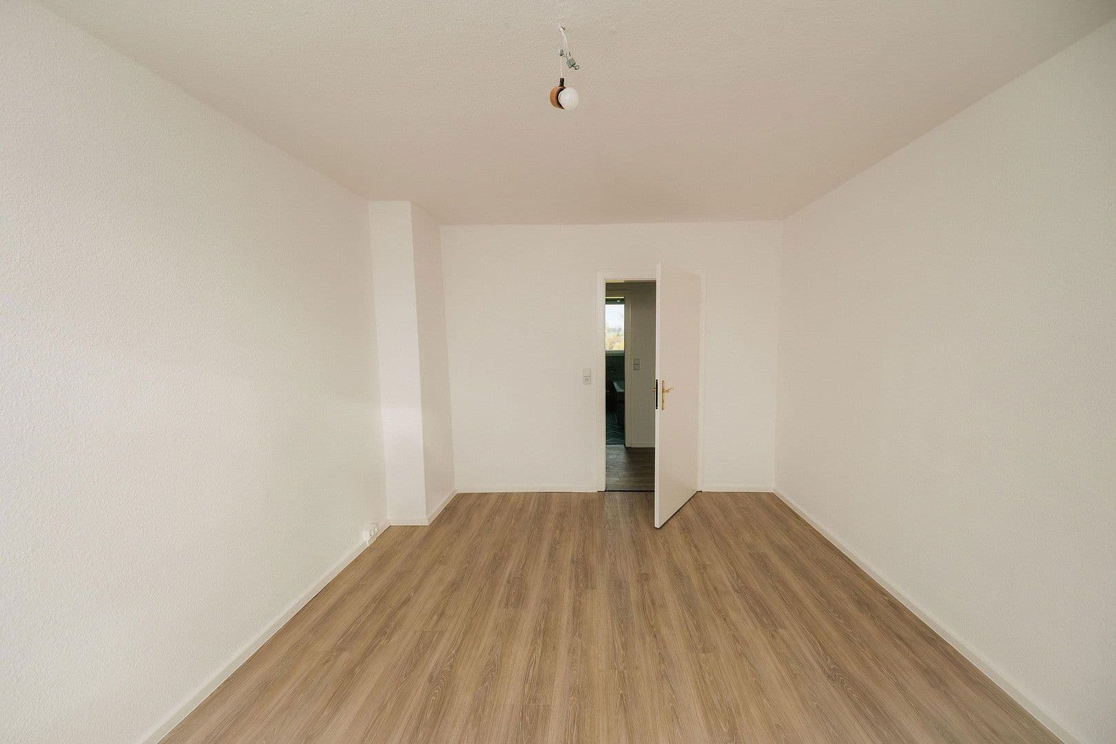 Prenájom bytu 3-izbový 60 m², Jesewitz, Sasko Prenájom bytu 3-izbový 60 m², Jesewitz, Sasko