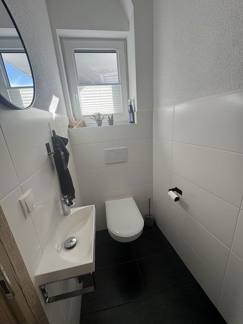 Predaj domu 128 m², pozemek 266 m², Fliess, Tirolsko Predaj domu 128 m², pozemek 266 m², Fliess, Tirolsko