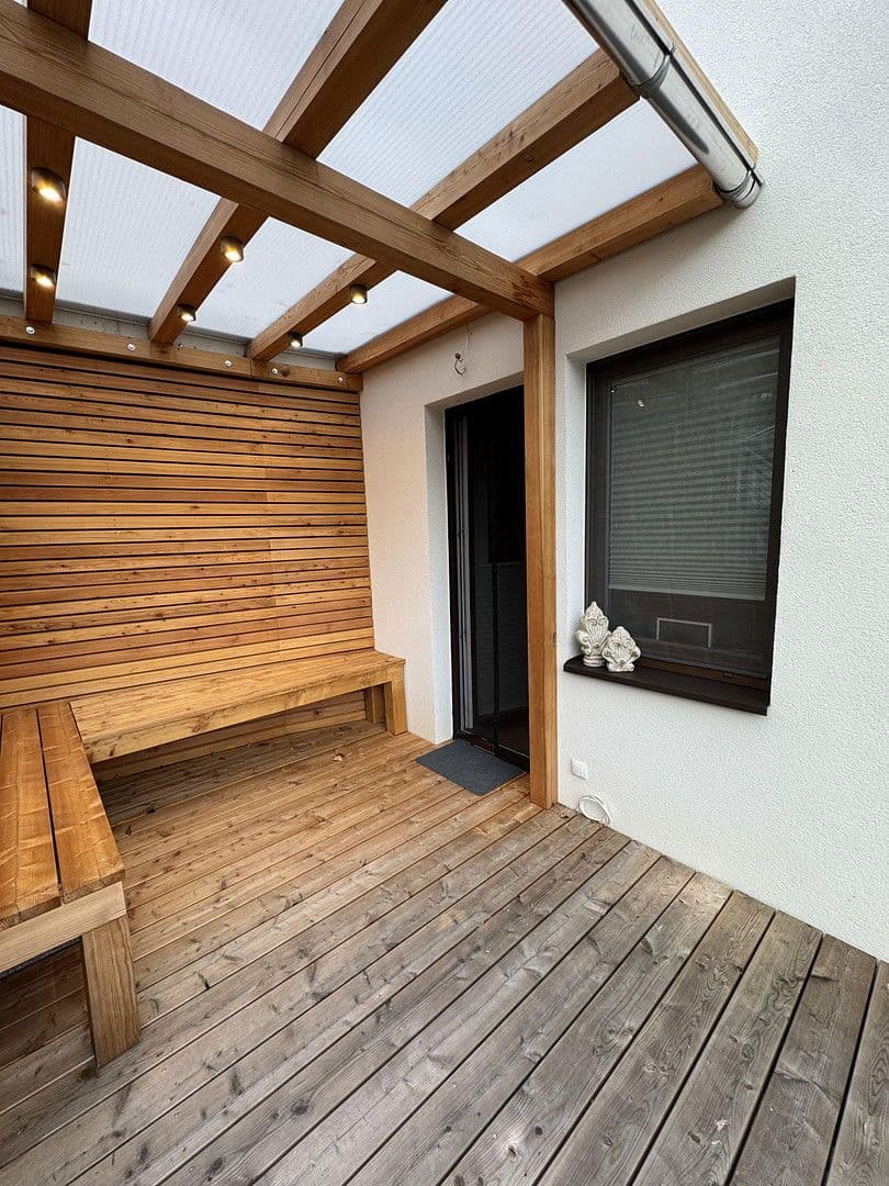 Predaj domu 128 m², pozemek 266 m², Fliess, Tirolsko Predaj domu 128 m², pozemek 266 m², Fliess, Tirolsko