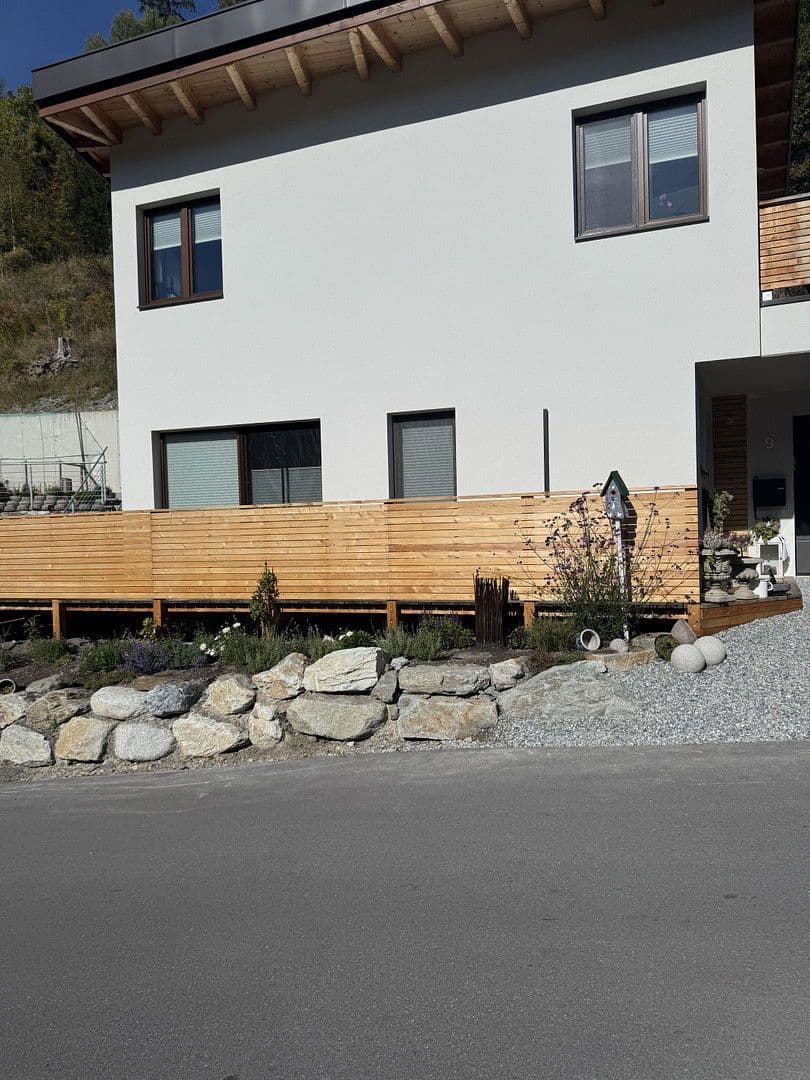 Predaj domu 128 m², pozemek 266 m², Fliess, Tirolsko Predaj domu 128 m², pozemek 266 m², Fliess, Tirolsko