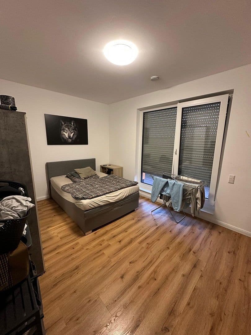 Prenájom bytu 4-izbový 132 m², Prinz-Ferdiand-Str. 144, Krefeld, Severné Porýnie - Westfálsko Prenájom bytu 4-izbový 132 m², Prinz-Ferdiand-Str. 144, Krefeld, Severné Porýnie - Westfálsko