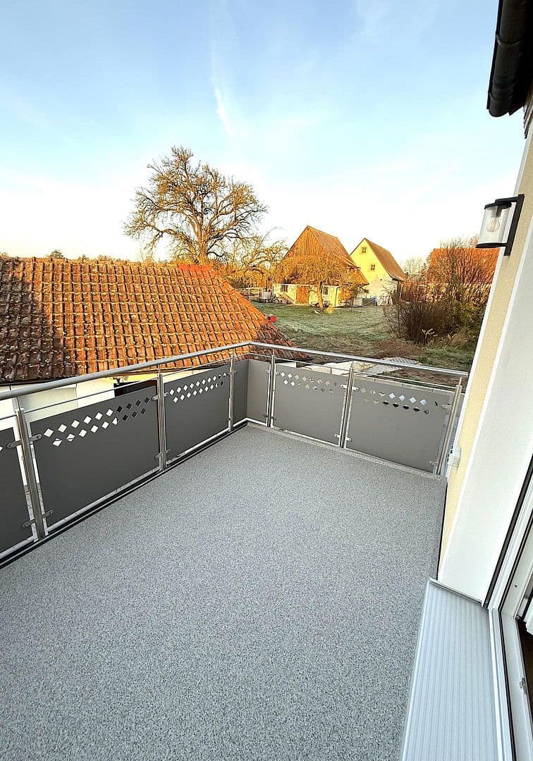 Prenájom bytu 4-izbový 140 m², Ellingen, Bavorsko Prenájom bytu 4-izbový 140 m², Ellingen, Bavorsko