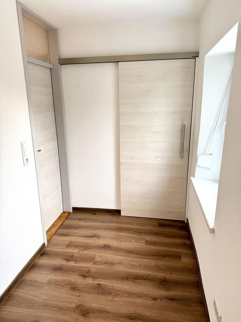 Prenájom bytu 4-izbový 140 m², Ellingen, Bavorsko Prenájom bytu 4-izbový 140 m², Ellingen, Bavorsko