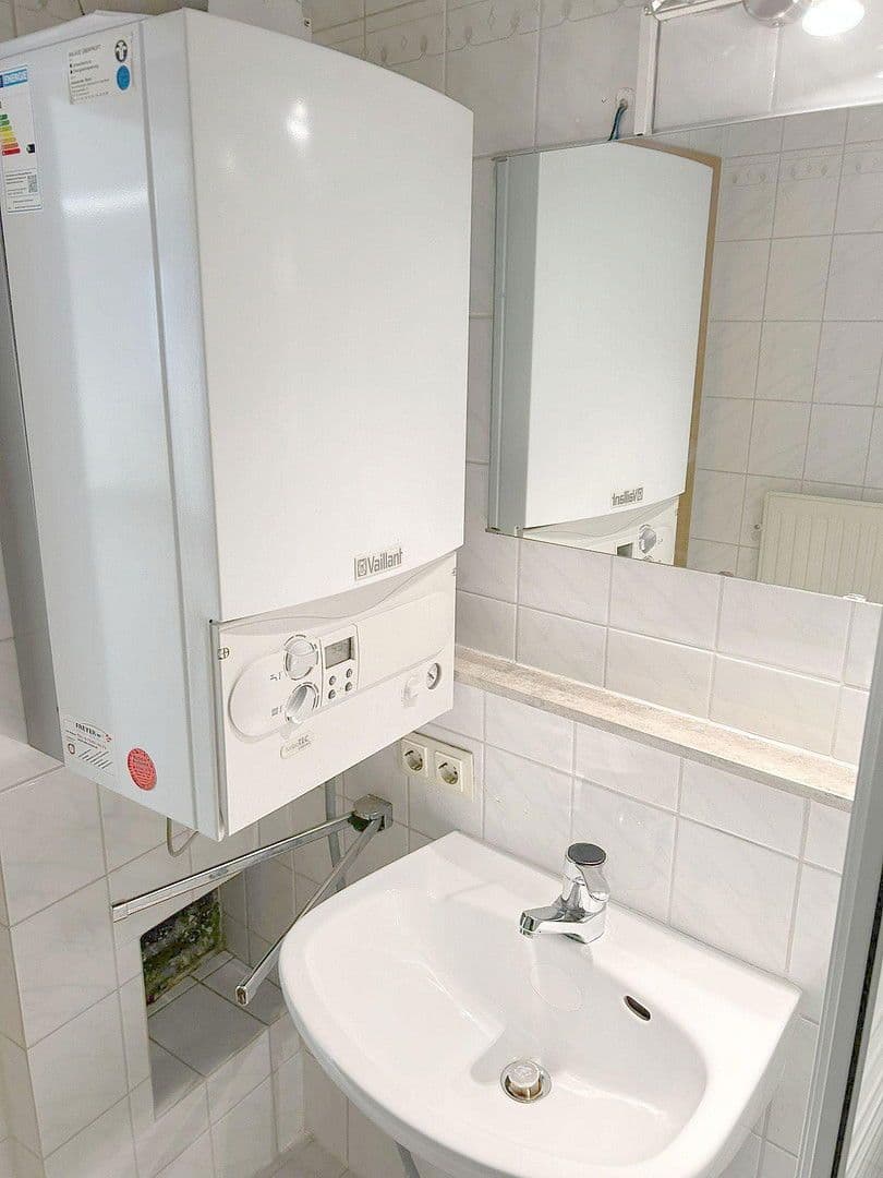 Prenájom kancelárie 43 m², Bad Wimpfen, Bádensko-Wurttembersko Prenájom kancelárie 43 m², Bad Wimpfen, Bádensko-Wurttembersko