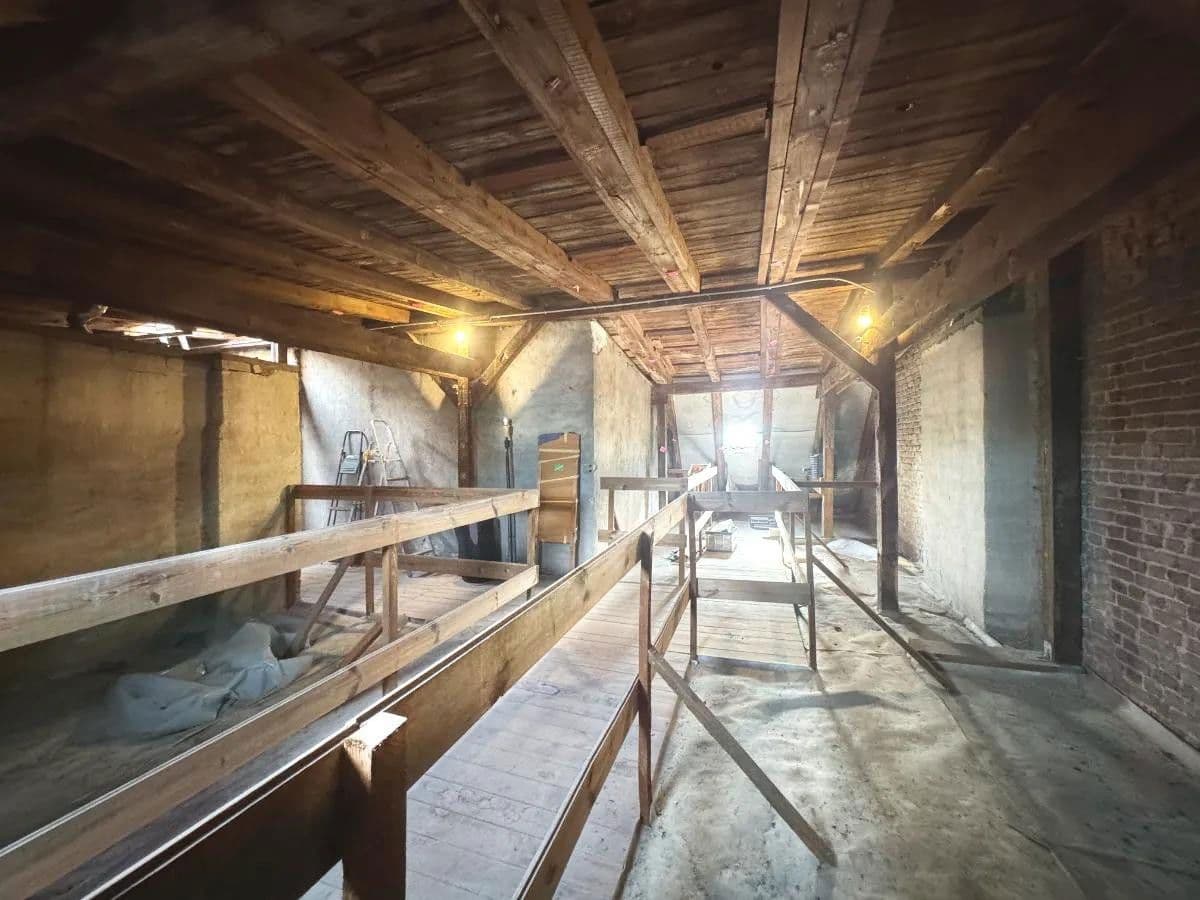 Predaj bytu 6-izbový 190 m², Berlin, Berlín Predaj bytu 6-izbový 190 m², Berlin, Berlín