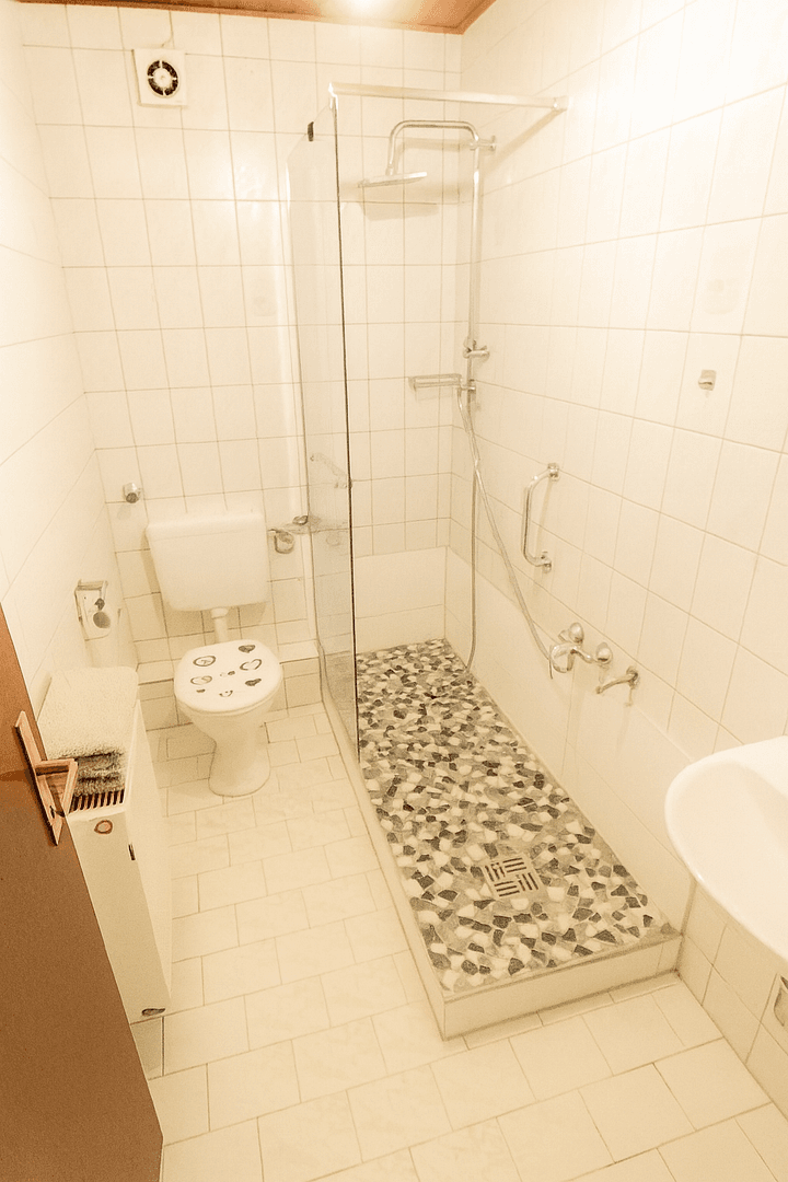 Prenájom bytu 3-izbový 70 m², Friedrichstraße 39, Castrop-Rauxel, Severné Porýnie - Westfálsko Prenájom bytu 3-izbový 70 m², Friedrichstraße 39, Castrop-Rauxel, Severné Porýnie - Westfálsko