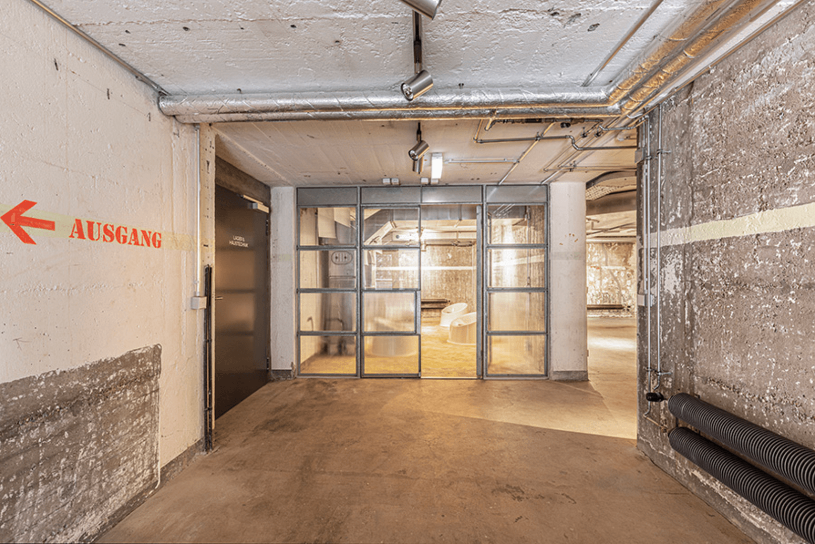 Prenájom kancelárie 193 m², Aachenerstraße 39a, Düsseldorf, Severné Porýnie - Westfálsko Prenájom kancelárie 193 m², Aachenerstraße 39a, Düsseldorf, Severné Porýnie - Westfálsko