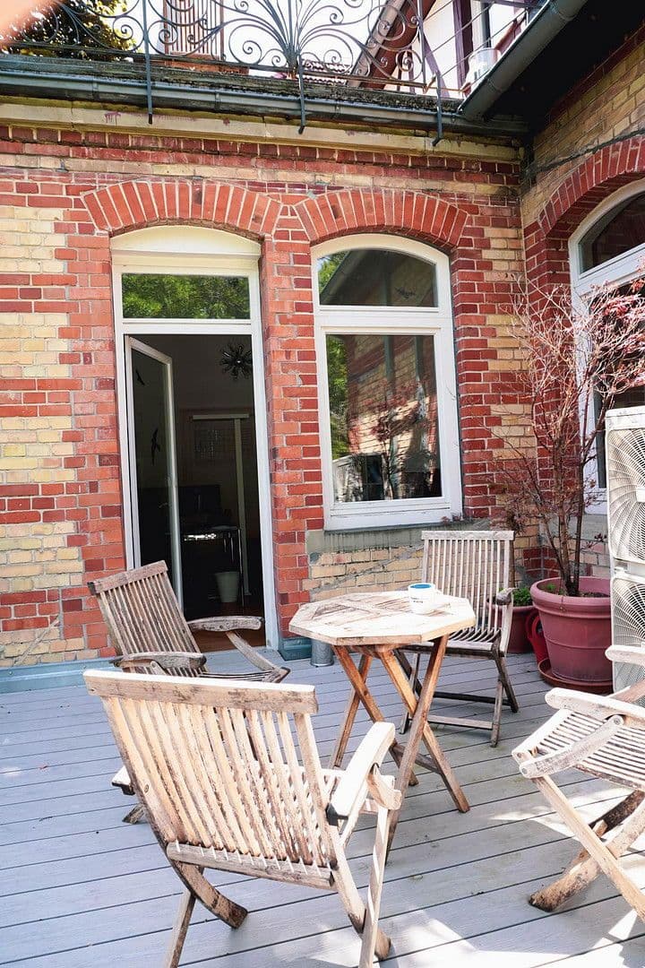 Prenájom kancelárie 21 m², Stuttgart, Bádensko-Wurttembersko Prenájom kancelárie 21 m², Stuttgart, Bádensko-Wurttembersko