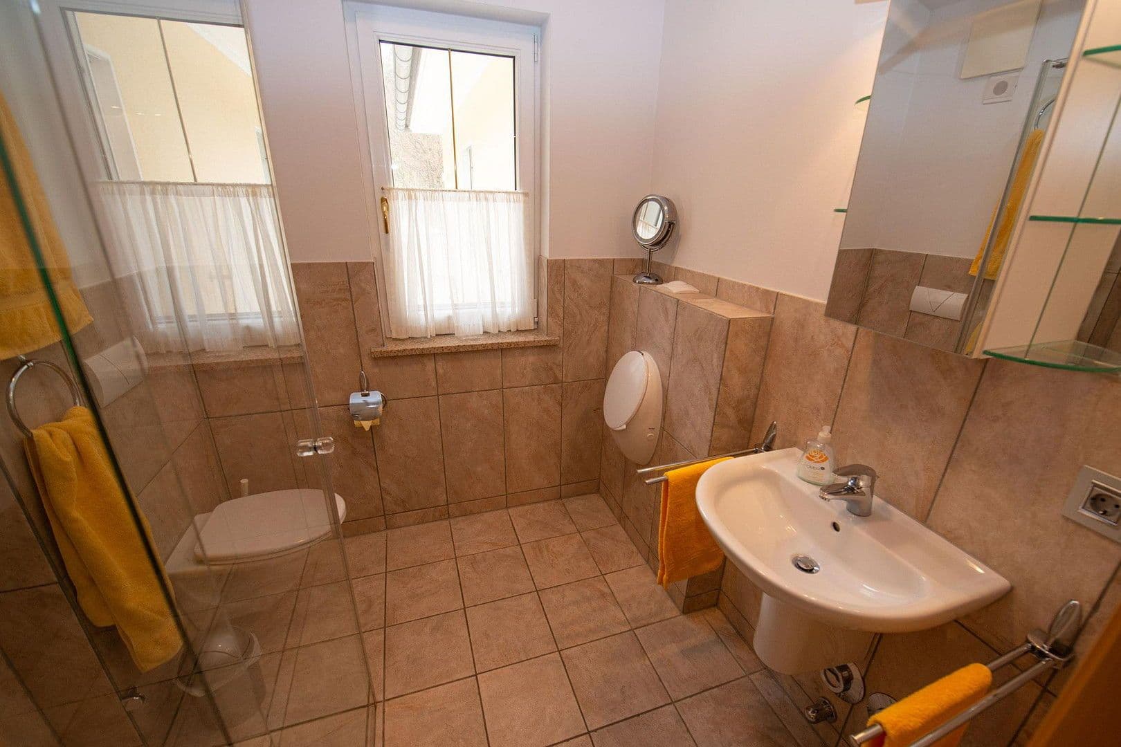 Prenájom bytu 3-izbový 100 m², Hermagor, Korutánsko Prenájom bytu 3-izbový 100 m², Hermagor, Korutánsko