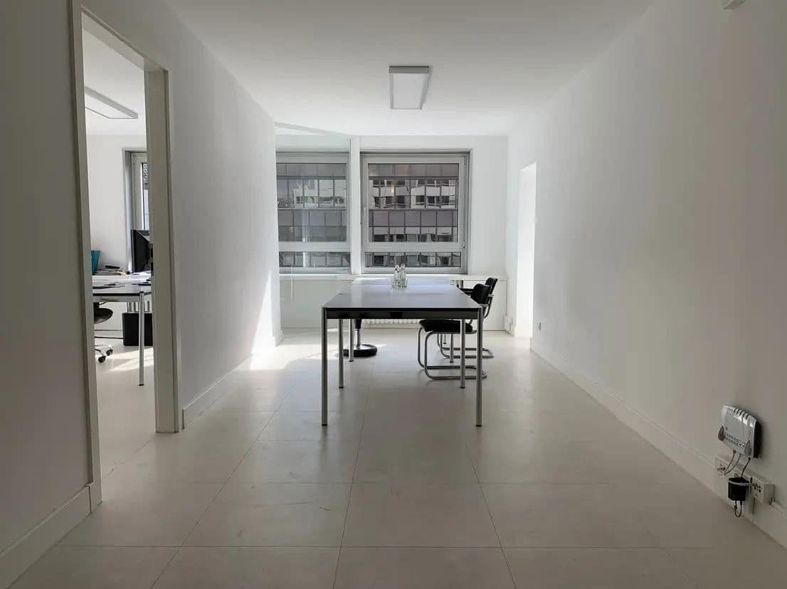 Prenájom kancelárie 70 m², Königsallee 30, Düsseldorf, Severné Porýnie - Westfálsko Prenájom kancelárie 70 m², Königsallee 30, Düsseldorf, Severné Porýnie - Westfálsko