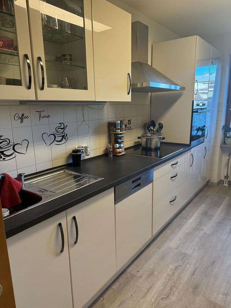 Prenájom bytu 2-izbový 71 m², Augsburg, Bavorsko Prenájom bytu 2-izbový 71 m², Augsburg, Bavorsko