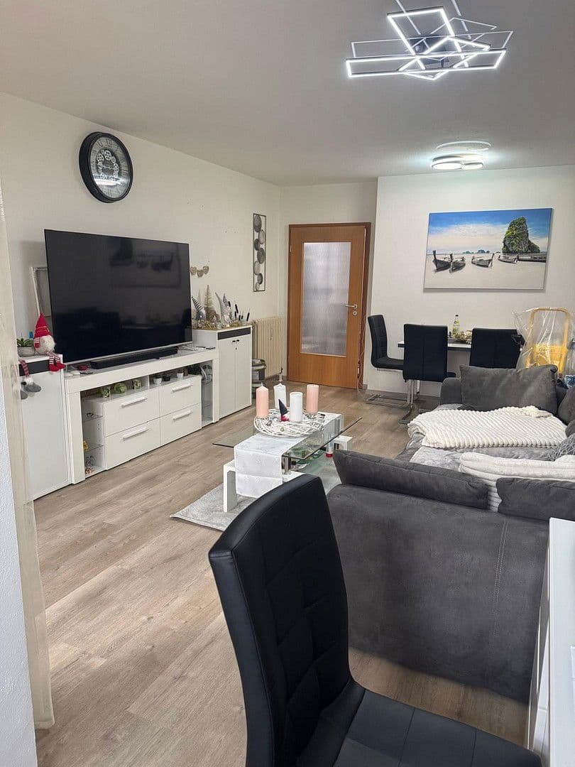 Prenájom bytu 2-izbový 71 m², Augsburg, Bavorsko Prenájom bytu 2-izbový 71 m², Augsburg, Bavorsko