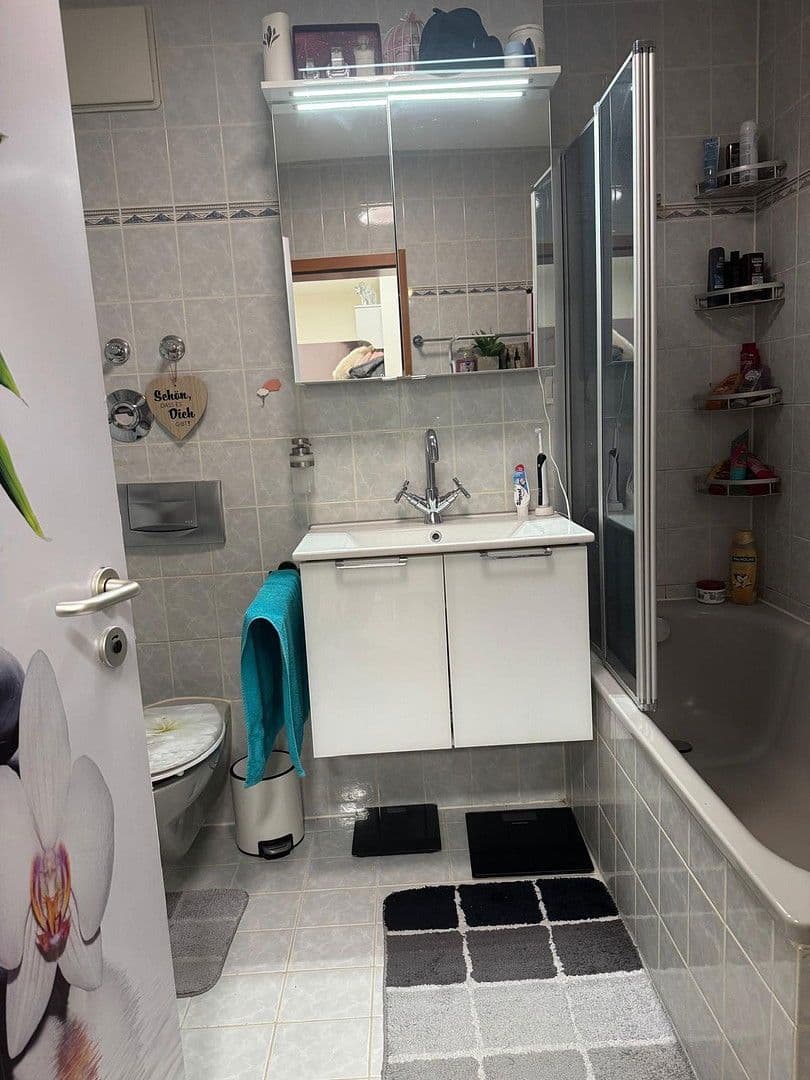 Prenájom bytu 2-izbový 71 m², Augsburg, Bavorsko Prenájom bytu 2-izbový 71 m², Augsburg, Bavorsko