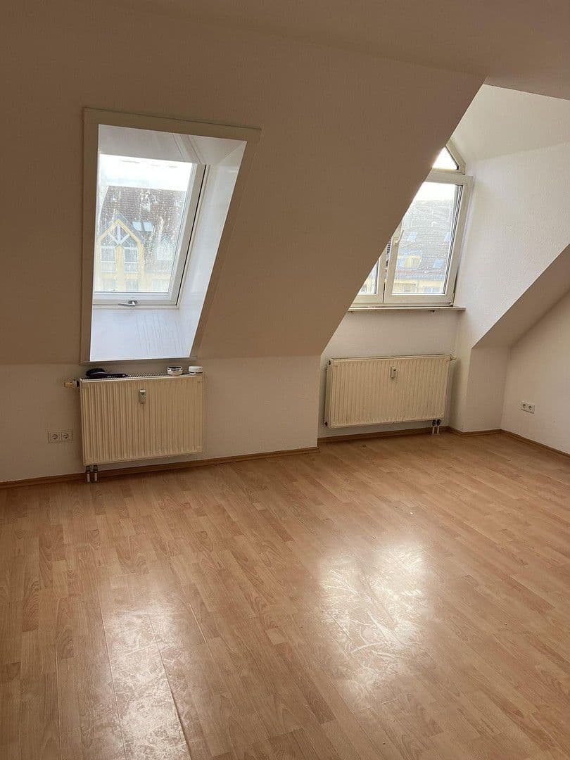 Prenájom bytu 2-izbový 43 m², Fürth, Bavorsko Prenájom bytu 2-izbový 43 m², Fürth, Bavorsko