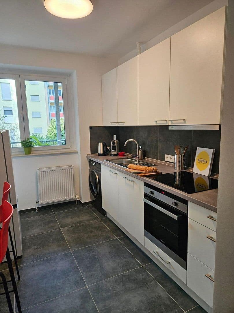 Prenájom bytu 1-izbový 45 m², Galvanistrasse 15, Frankfurt am Main, Hesensko Prenájom bytu 1-izbový 45 m², Galvanistrasse 15, Frankfurt am Main, Hesensko