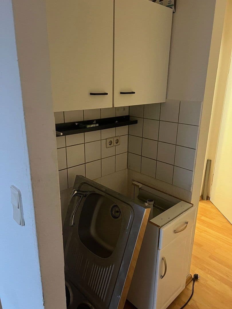 Prenájom bytu 1-izbový 25 m², Herrnstr.91, Fürth, Bavorsko Prenájom bytu 1-izbový 25 m², Herrnstr.91, Fürth, Bavorsko