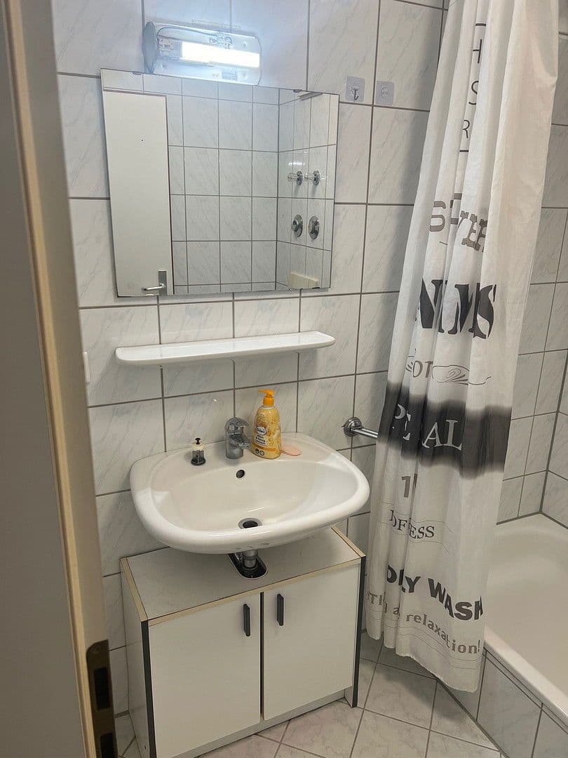 Prenájom bytu 1-izbový 25 m², Herrnstr.91, Fürth, Bavorsko Prenájom bytu 1-izbový 25 m², Herrnstr.91, Fürth, Bavorsko