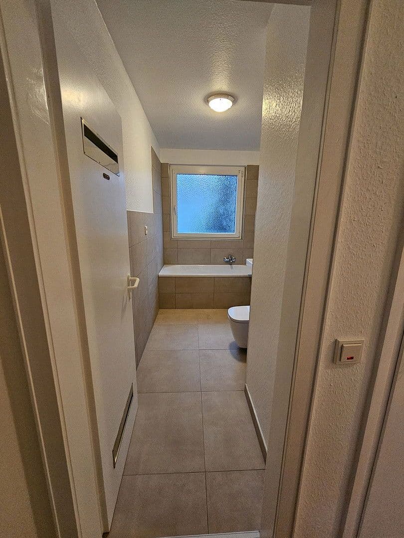 Prenájom bytu 3-izbový 78 m², Wiesbaden, Hesensko Prenájom bytu 3-izbový 78 m², Wiesbaden, Hesensko